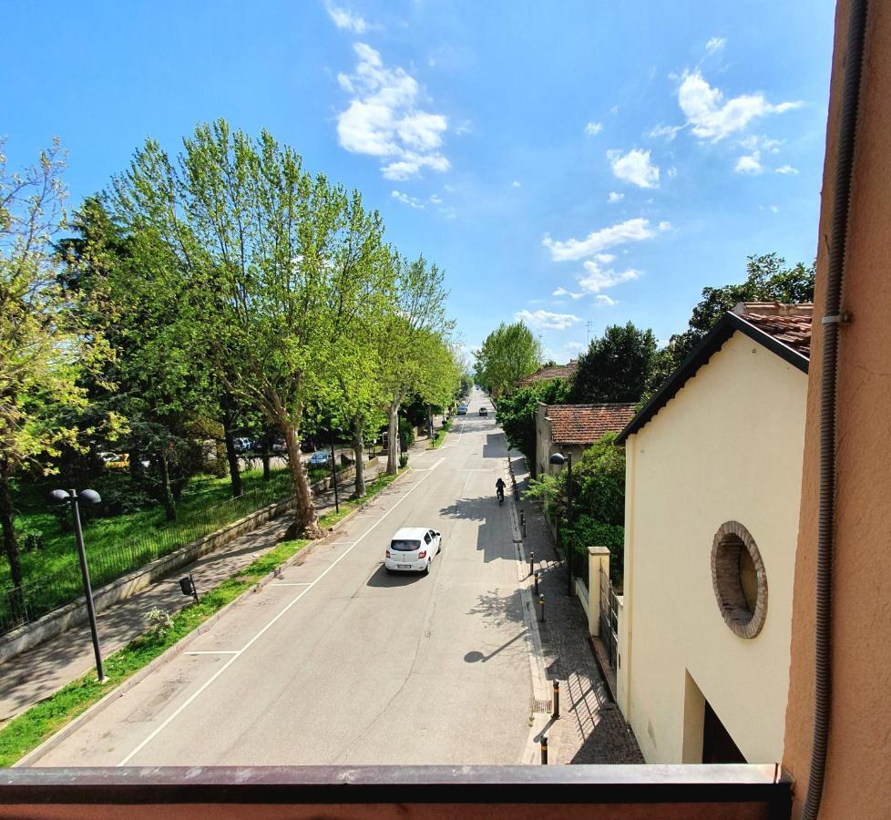 Hotel Perla Massa Lombarda エクステリア 写真